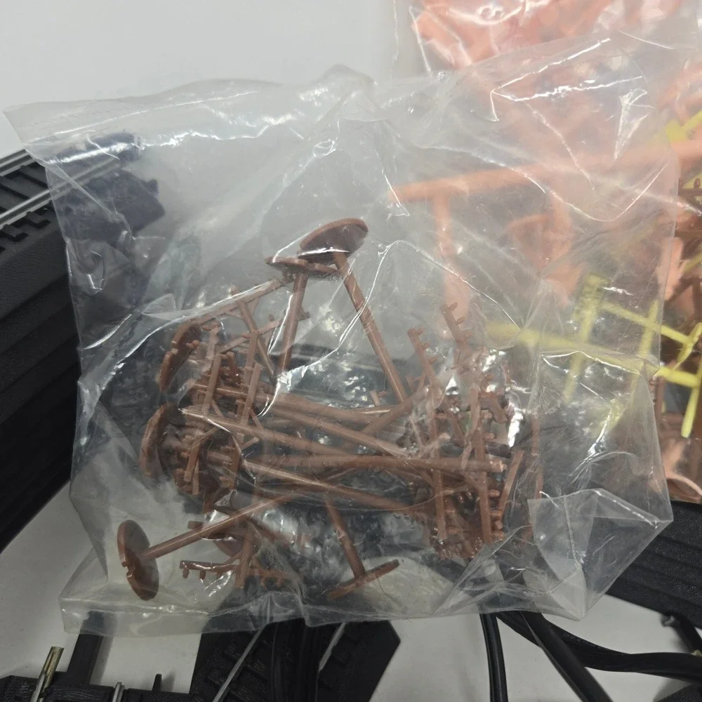 Bachmann E-Z Track System Train Set Track Transformer Model 6607 Turnouts Lot